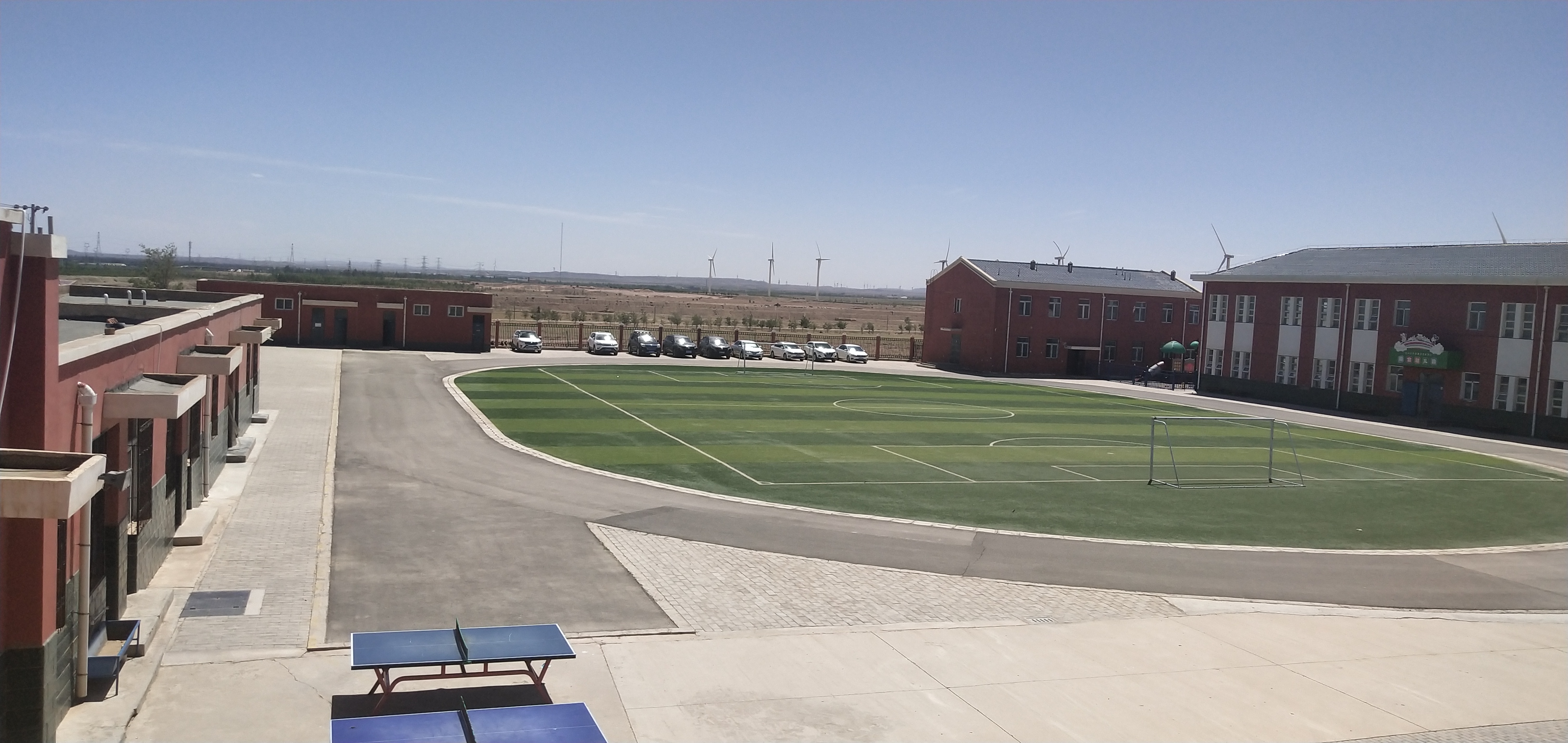 8、青铜峡市同富小学--校园东北角视角.jpg 8、青铜峡市同富小学--校园东北角视角.jpg