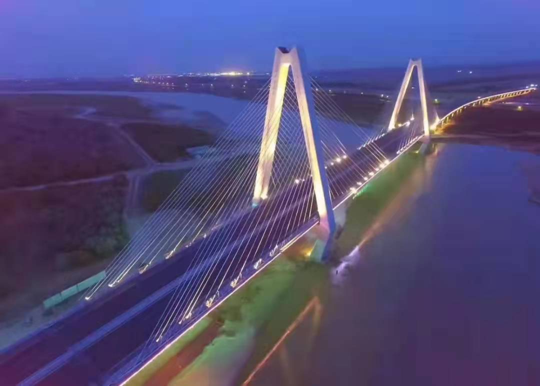 永宁黄河大桥1.jpg